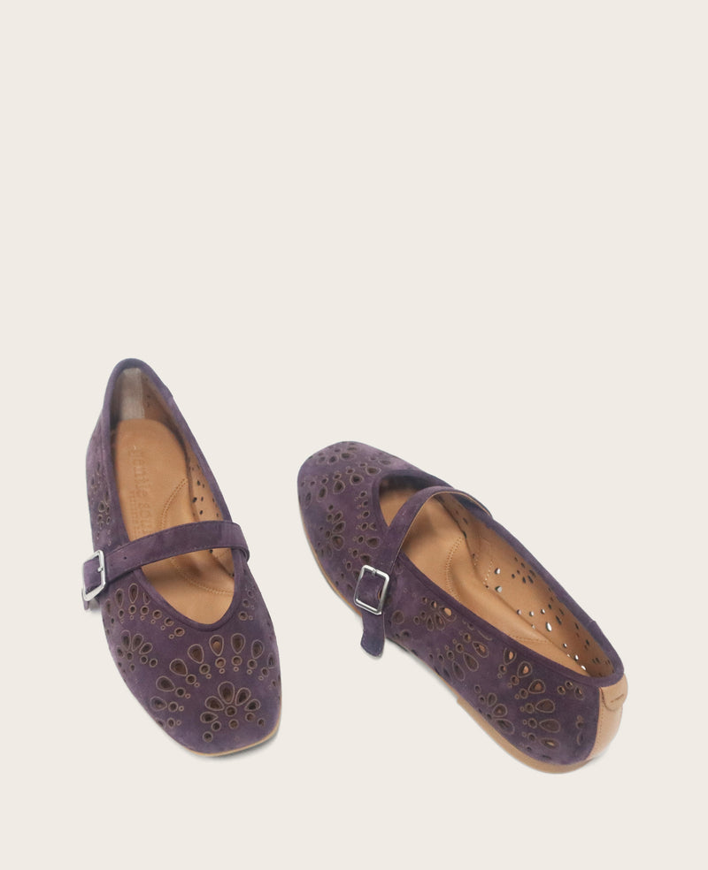Kenneth Cole - GENTLE SOULS - Winifred Cut Out Mary Jane Flat WOMENS FLAT for Women