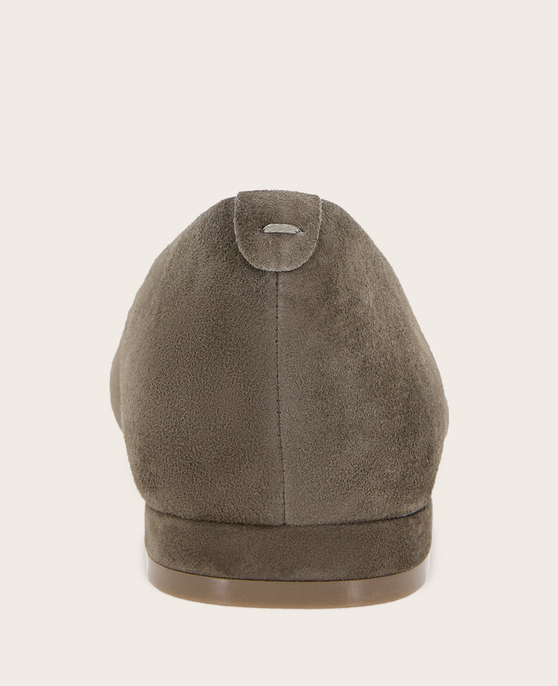 Kenneth Cole - GENTLE SOULS - Hanette Suede Flat WOMENS FLAT for Women