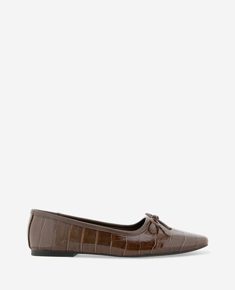 Kenneth Cole - Carriah Embossed Croco Bow Tie Ballet Flat WOMENS FLAT for Women