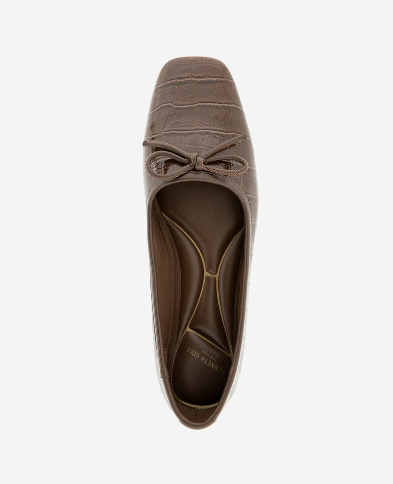 Kenneth Cole - Carriah Embossed Croco Bow Tie Ballet Flat WOMENS FLAT for Women