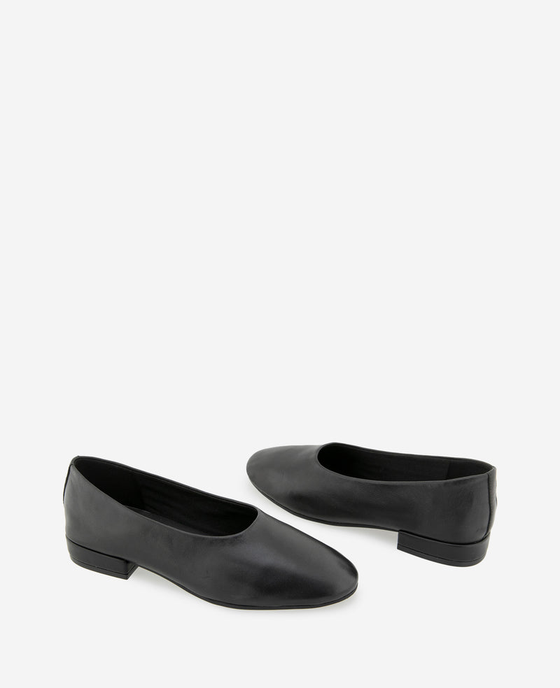 Kenneth Cole - Garland Leather Flat WOMENS FLAT for Women