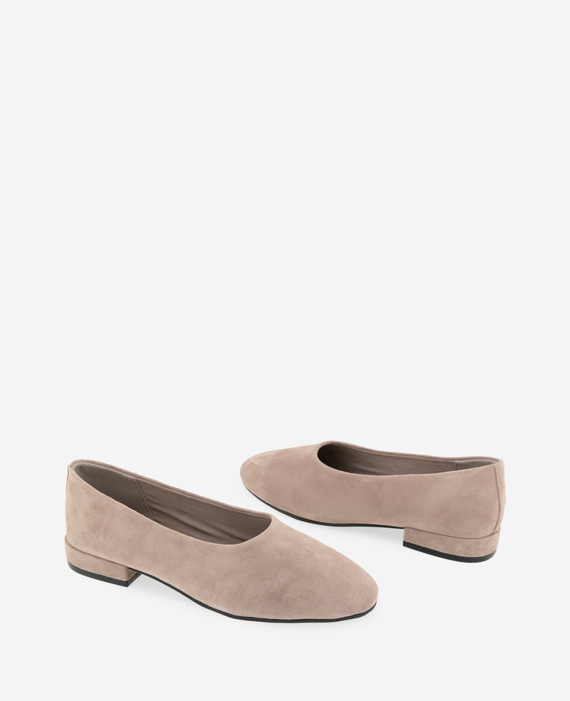 Kenneth Cole - Garland Kid Suede Flat WOMENS FLAT for Women