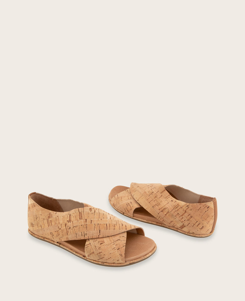 Kenneth Cole - GENTLE SOULS - Laniey X-Band Cork Sandal WOMENS SANDAL for Women