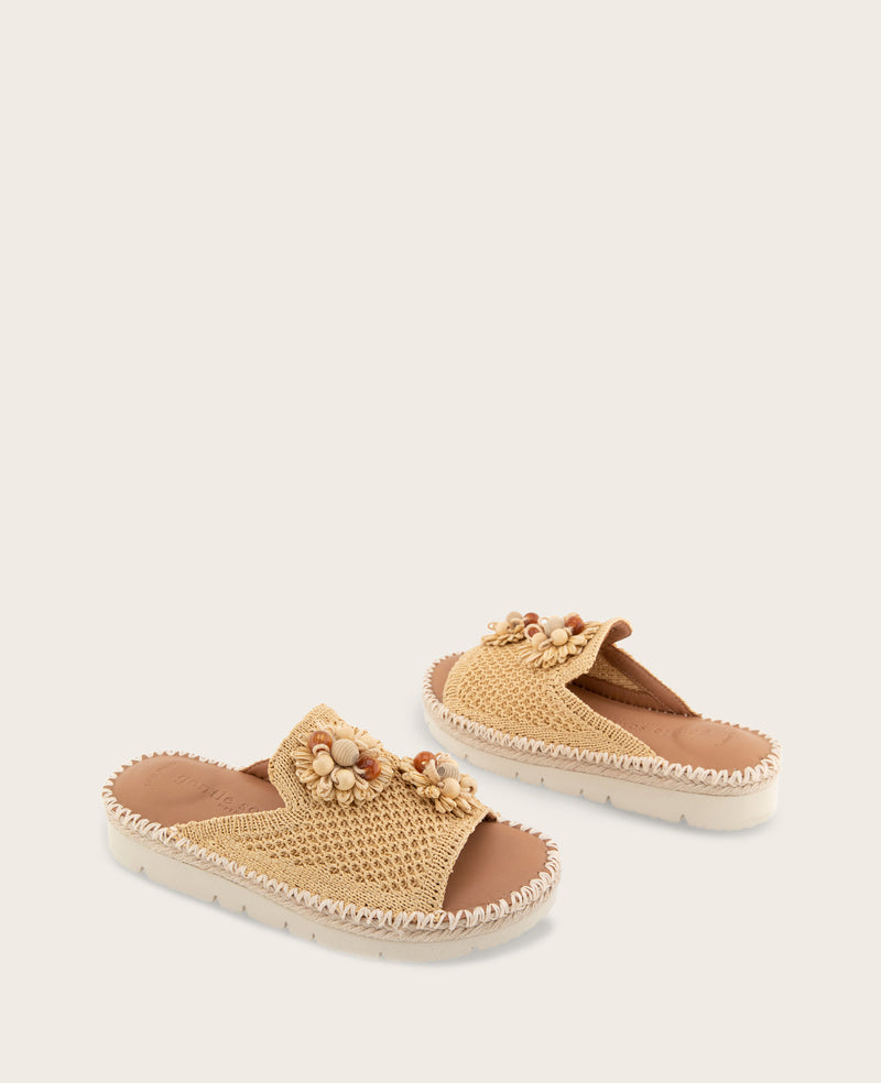 Kenneth Cole - GENTLE SOULS - Leilani Flower Knit Platform Slip On Sandal WOMENS SANDAL for Women