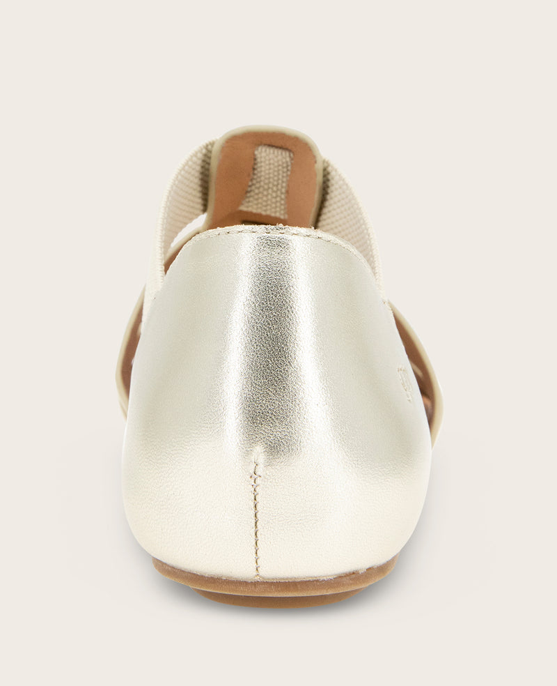 Kenneth Cole - GENTLE SOULS - Lennon Metallic Fisherman Sandal WOMENS SANDAL for Women