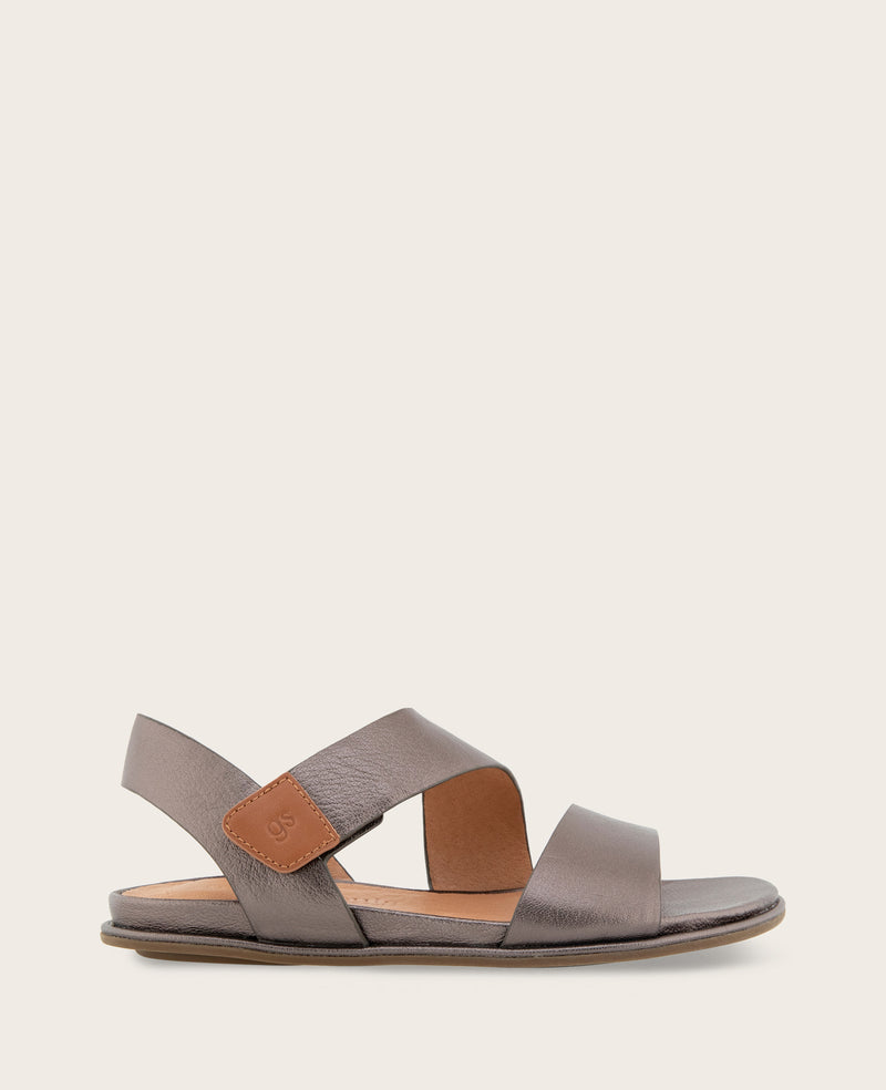 Kenneth Cole - GENTLE SOULS - Lottie Metallic Band Sandal WOMENS SANDAL for Women