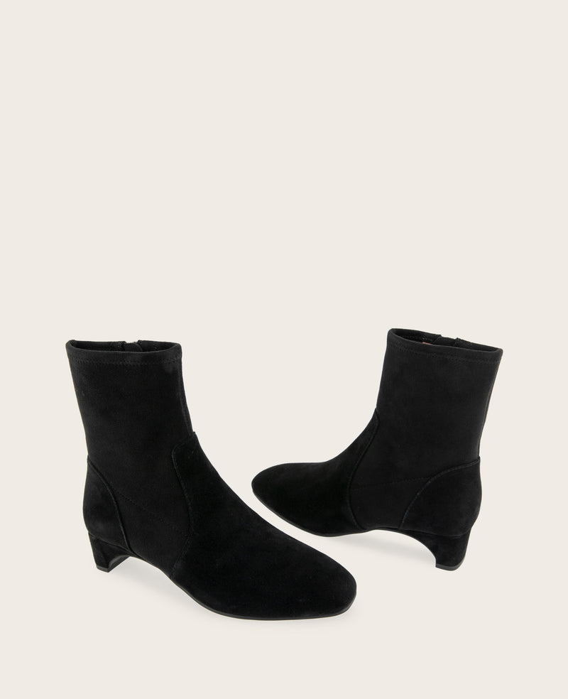 Kenneth Cole - GENTLE SOULS - Namaste Micro Suede Bootie WOMENS BOOT for Women