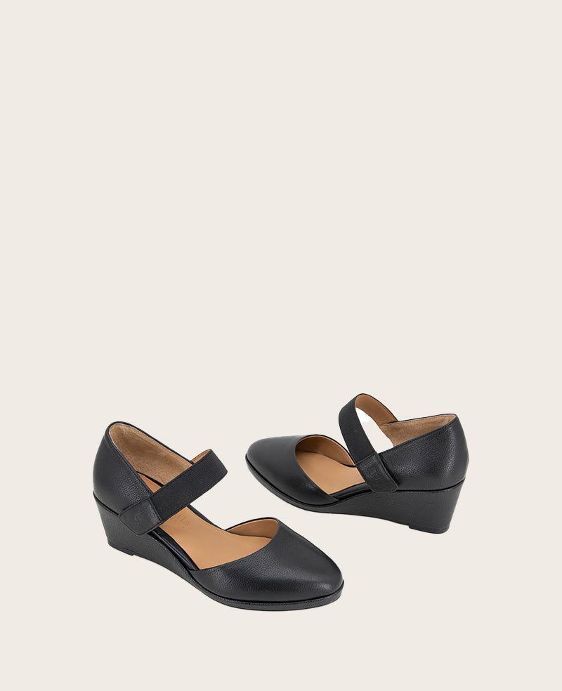 Gentle Souls Women's Oriana Wedge Pumps - Black - 8.5 Gentle Souls Women's Oriana Wedge Pumps - Black - 8.5