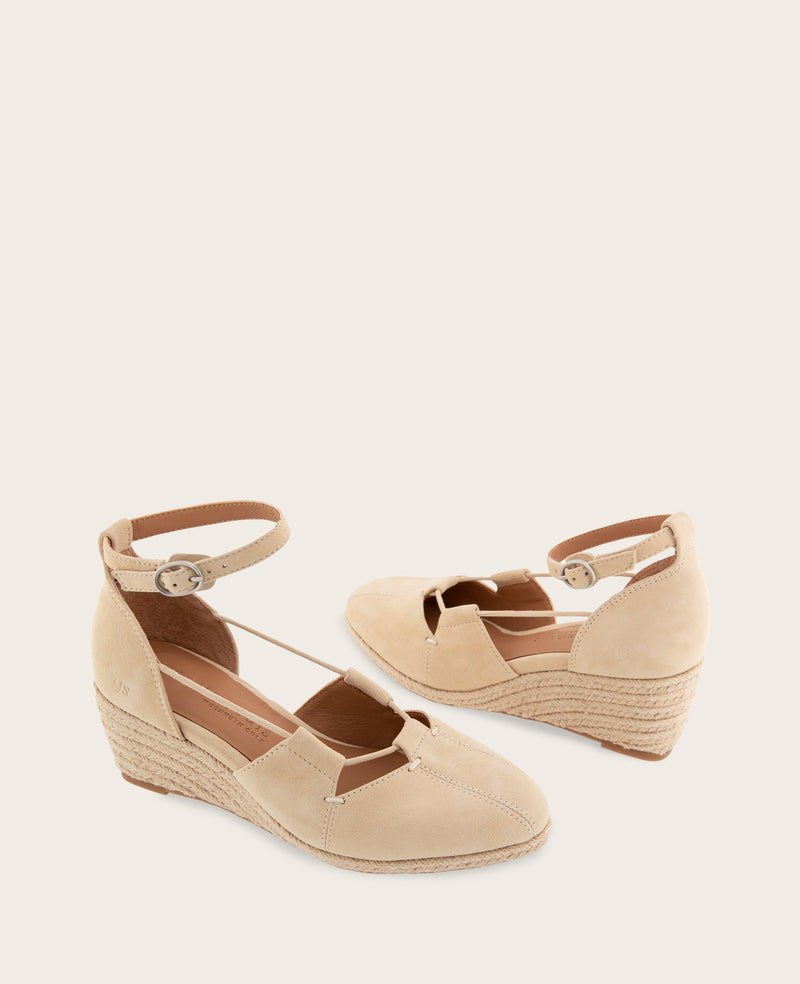 Kenneth Cole - GENTLE SOULS - Ori Suede Closed Toe Espadrille Wedge WOMENS HEELS for Women