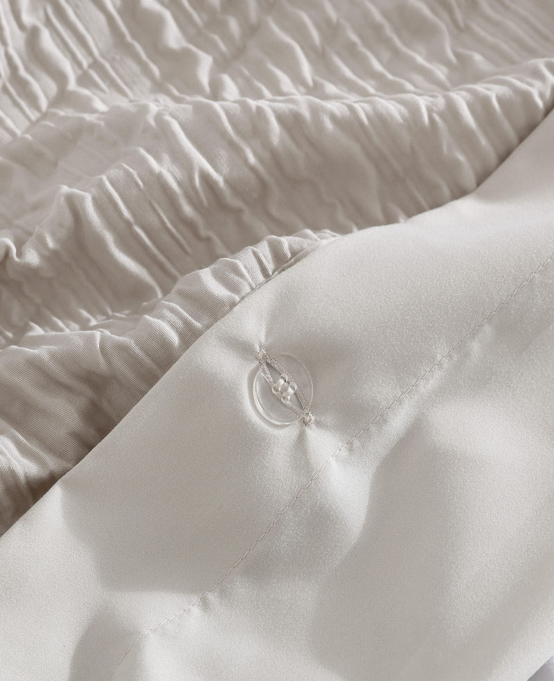 Kenneth Cole - Serenity Wavy Lines Beige Duvet Cover Set HOME BEDDING