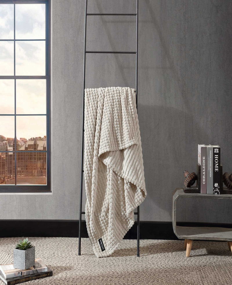 Kenneth Cole - Textured Solid Throw Blanket Bedding