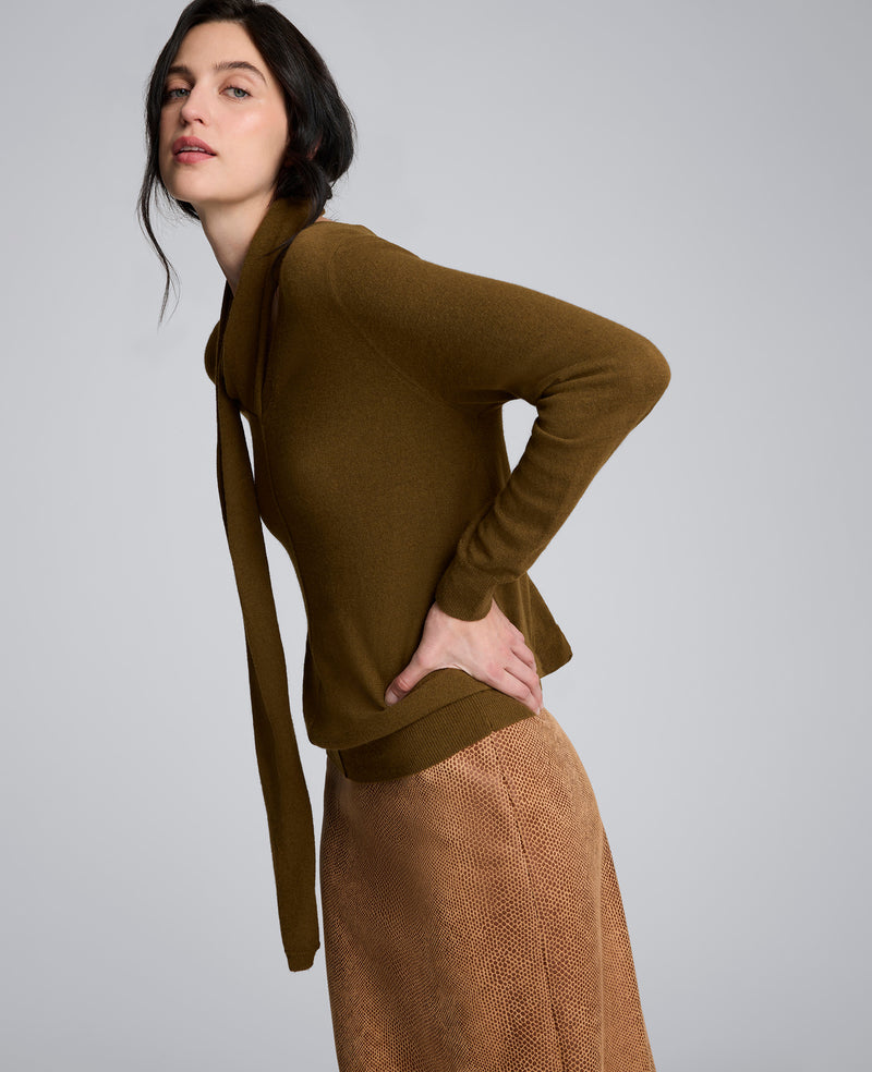 Kenneth Cole - V-Neck Scarf Sweater WOMENS SWEATER for Women