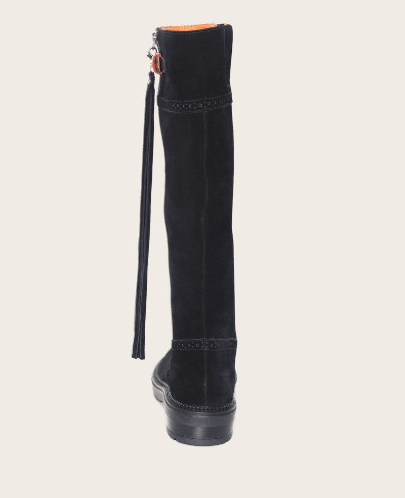 Kenneth Cole - GENTLE SOULS - Wheron Suede Tassel Pull Side Zip Lug Boot WOMENS BOOT for Women