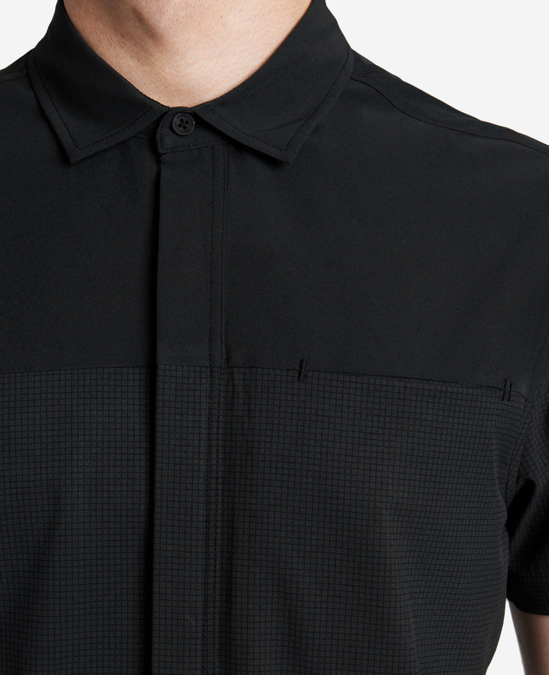 Kenneth Cole - Stretch Short Sleeve Button-Down Shirt MENS KNITS for Men