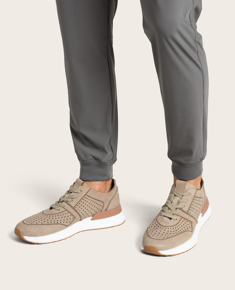 Laurence Jogger Sneaker Mushroom – Men's Cushioned Fit