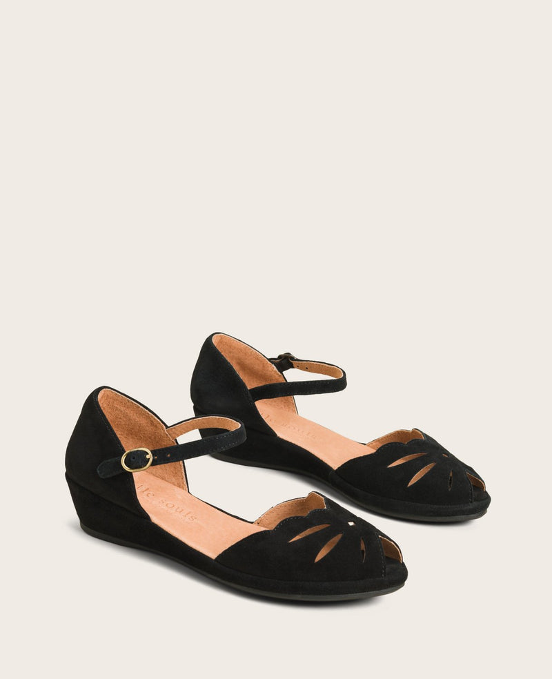 Kenneth Cole - GENTLE SOULS - Lily Moon Ankle Strap Mini Wedge Sandal WOMENS SANDAL for Women