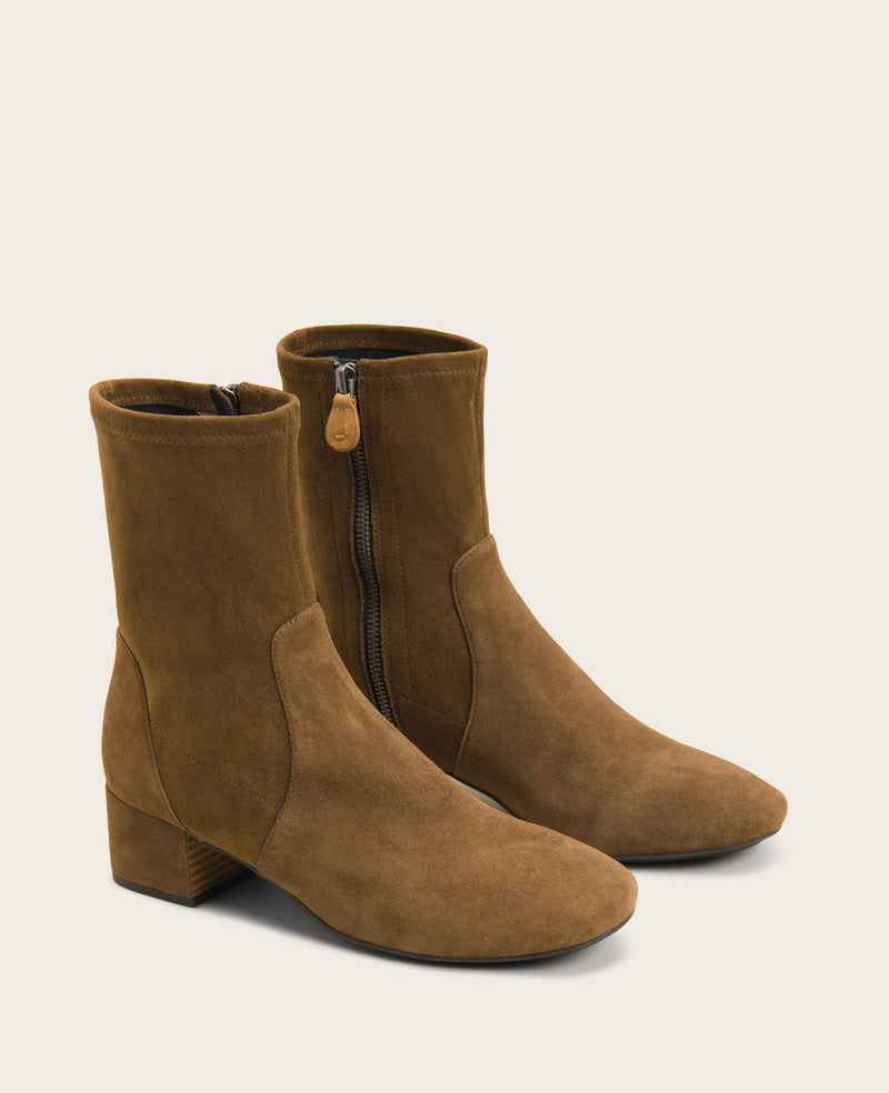 Kenneth Cole - GENTLE SOULS - Ella Micro Suede Stretch Bootie WOMENS BOOT for Women