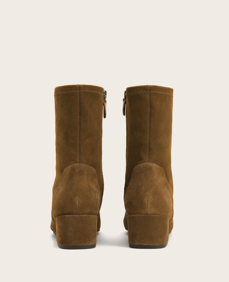 Kenneth Cole - GENTLE SOULS - Ella Micro Suede Stretch Bootie WOMENS BOOT for Women