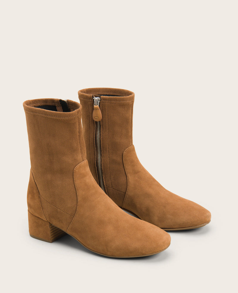 Kenneth Cole - GENTLE SOULS - Ella Micro Suede Stretch Bootie WOMENS BOOT for Women